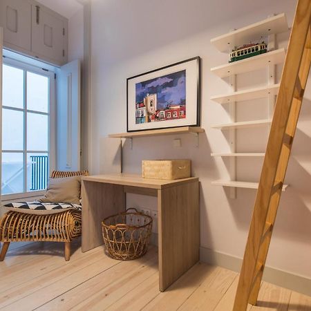 Lovelystay - 3 Bedroom Downtown Wonderwall Lisbon Exterior photo