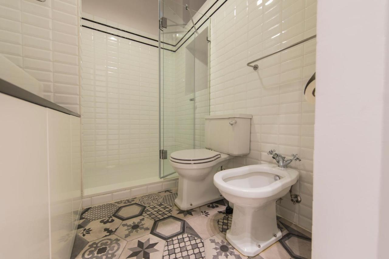Lovelystay - 3 Bedroom Downtown Wonderwall Lisbon Exterior photo