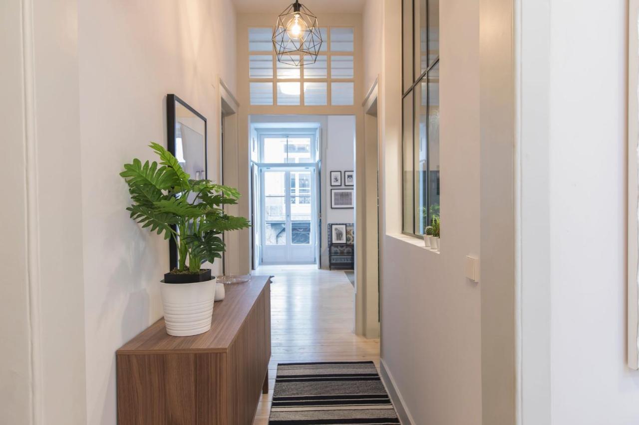 Lovelystay - 3 Bedroom Downtown Wonderwall Lisbon Exterior photo
