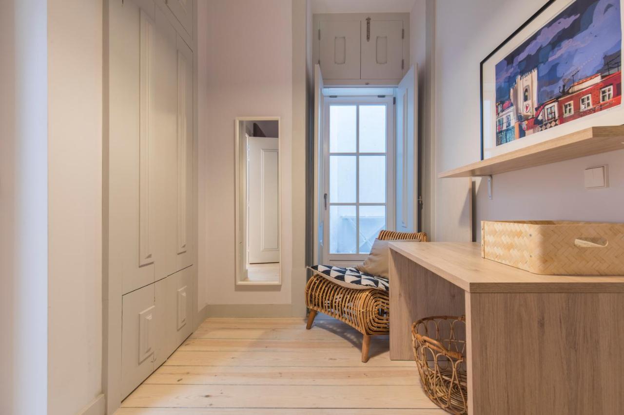 Lovelystay - 3 Bedroom Downtown Wonderwall Lisbon Exterior photo